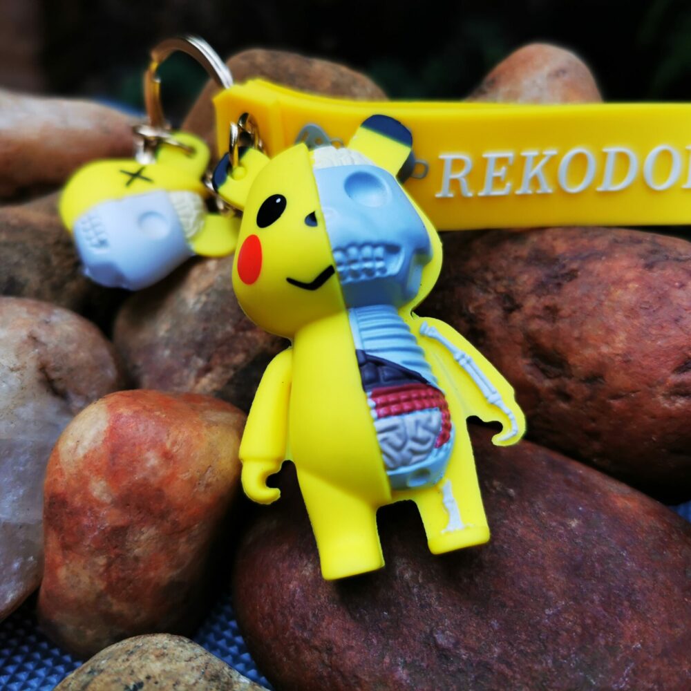 Keychain Skeleton Pikachu 1